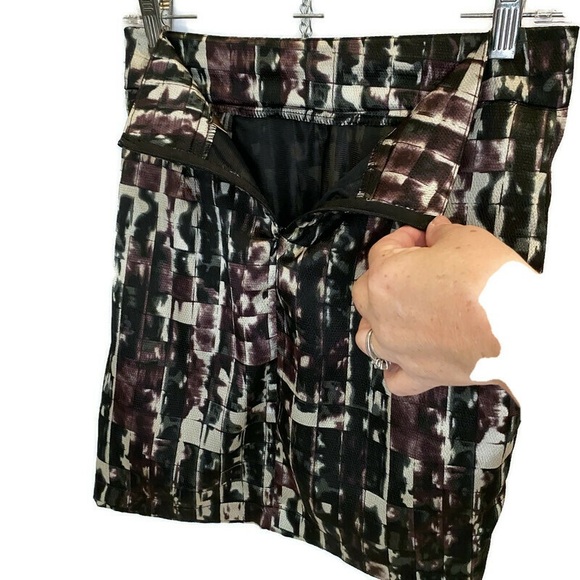 **SOLD** EUC Lush brand mini skirt w pockets - S - Picture 3 of 11